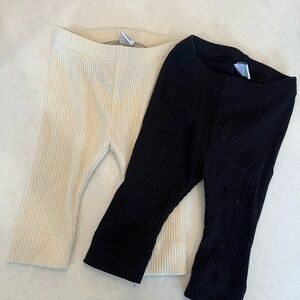 Baby Old Navy 0-3 M  Ribbed Black and Cream Leggings